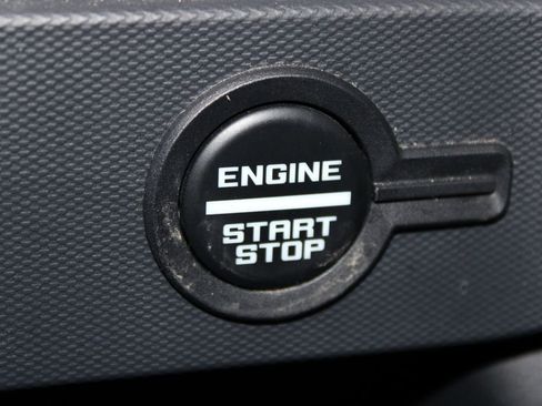 Used 2024 Ford Bronco Badlands image 28