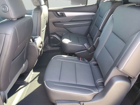 New 2026 Buick Enclave Preferred w/ Power Package image 20