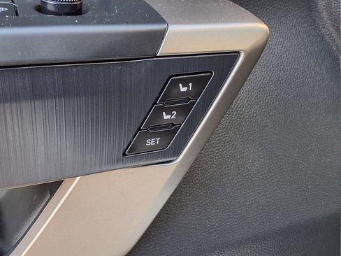 Used 2026 Toyota Tundra Platinum w/ TRD Off-Road Package image 15