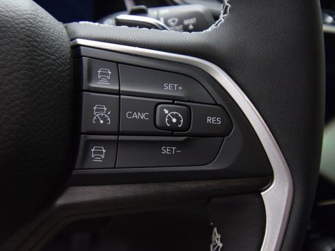 New 2025 Jeep Grand Cherokee Limited 4xe image 32