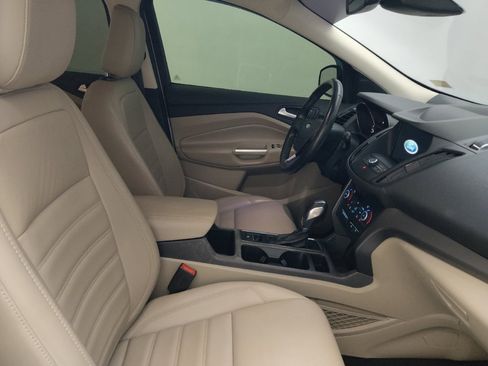 Used 2019 Ford Escape SEL FWD image 21