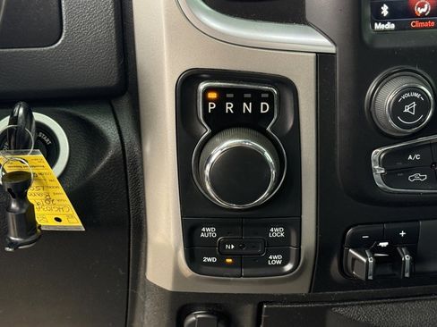 Used 2019 RAM 1500 Big Horn image 21