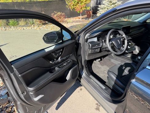 Certified 2022 Lincoln Corsair FWD w/ Equipment Group 101A image 22