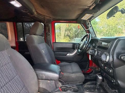 Used 2011 Jeep Wrangler Unlimited Sport AWD/4WD image 13