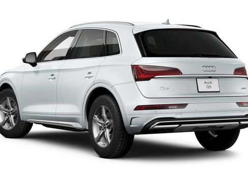 Certified 2023 Audi Q5 Premium w/ Convenience Package AWD/4WD image 2