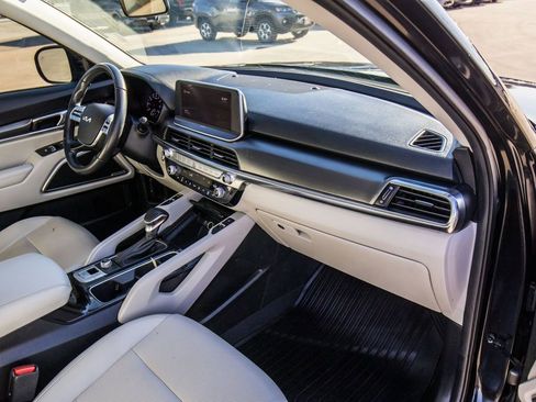Used 2022 Kia Telluride S image 13