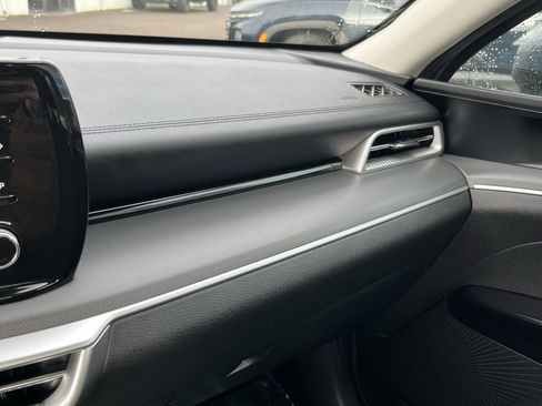 Used 2023 Kia K5 LXS image 24