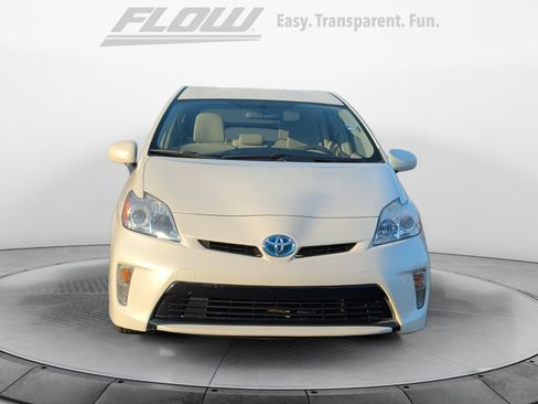 Used 2013 Toyota Prius Two FWD image 3