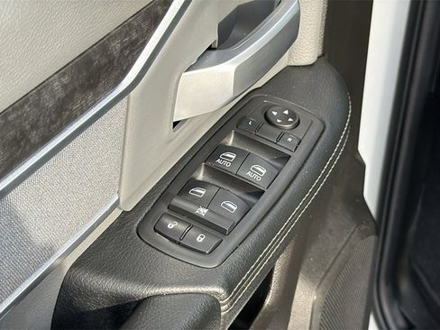 Used 2019 RAM 2500 Big Horn image 10