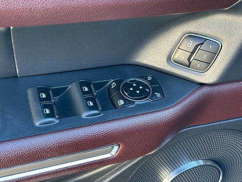 Used 2023 Ford Expedition Limited RWD image 13