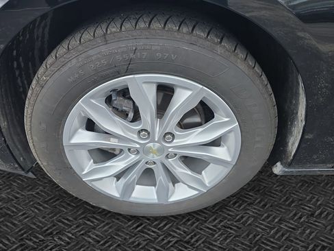 Used 2020 Chevrolet Malibu LT FWD image 11