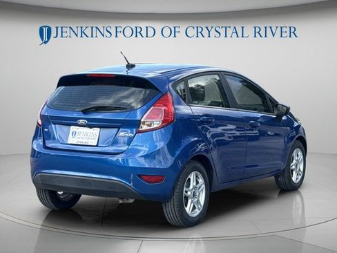 Used 2018 Ford Fiesta SE FWD image 3