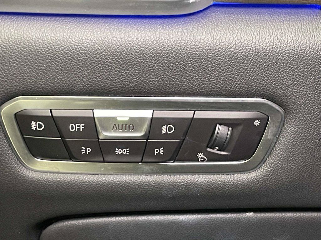Used 2021 BMW X5 xDrive40i w/ Convenience Package AWD/4WD image 38