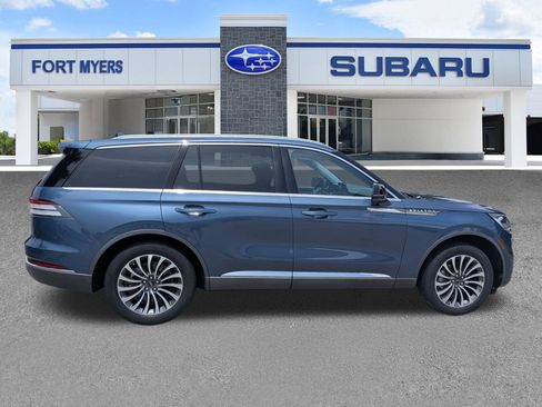 Used 2020 Lincoln Aviator Reserve w/ Equipment Group 201A AWD/4WD image 3