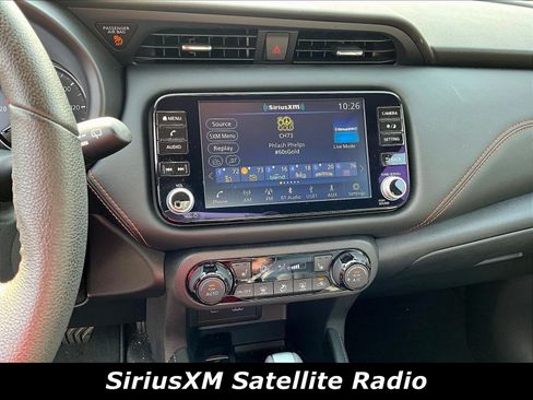 Used 2023 Nissan Kicks SR w/ SR Premium Package FWD image 5