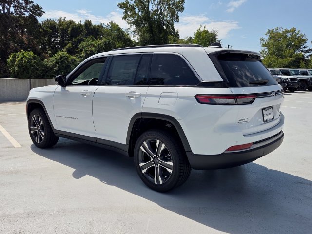 New 2027 Jeep Grand Cherokee Limited w/ Technology Group II RWD image 6