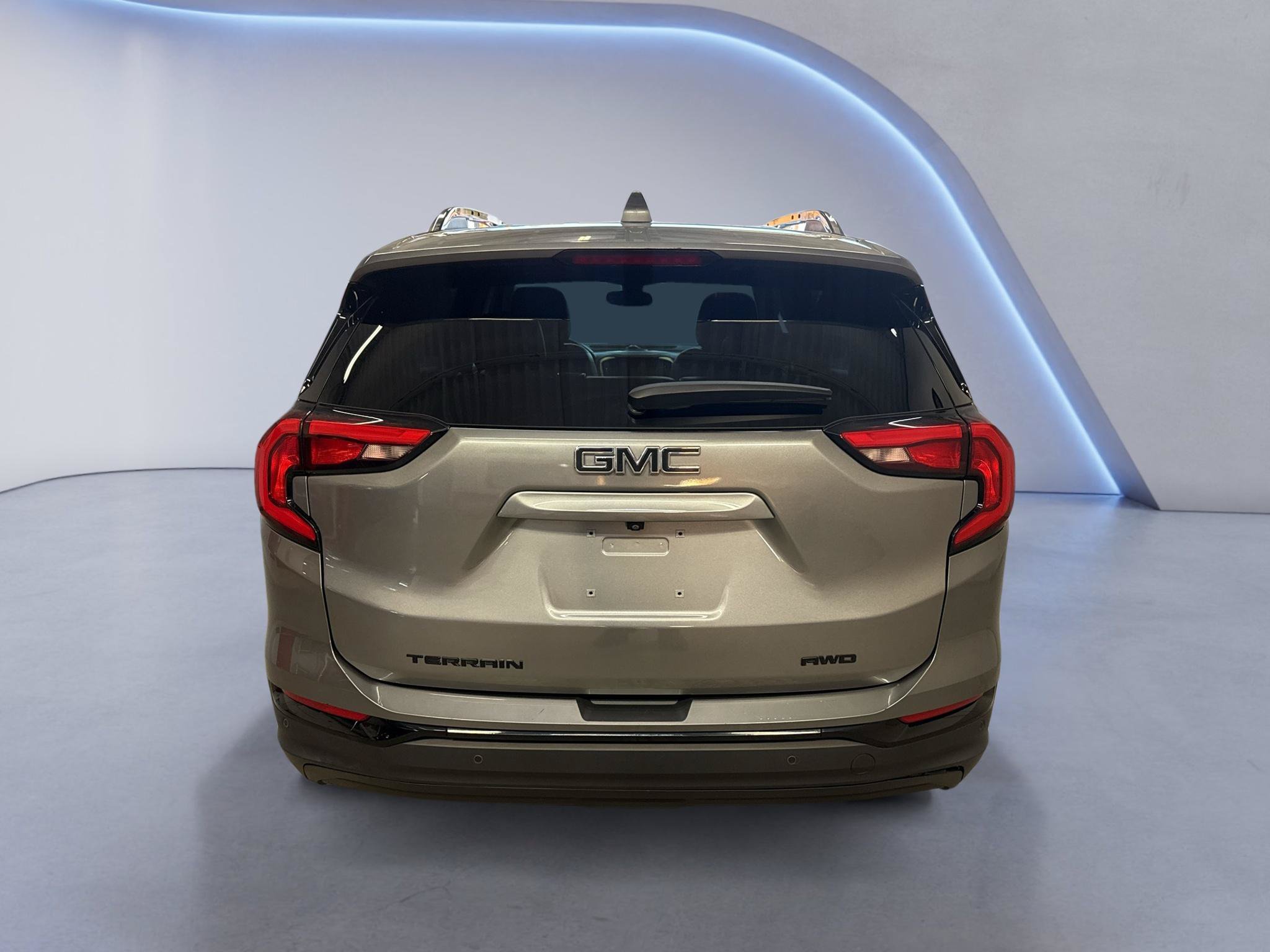 Used 2020 GMC Terrain SLT w/ Preferred Package AWD/4WD image 7