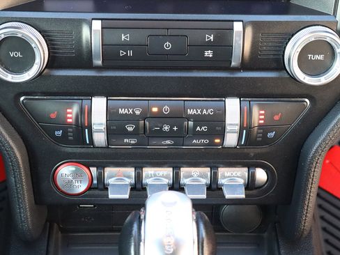 Used 2022 Ford Mustang Premium image 21