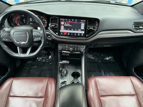 Used 2023 Dodge Durango GT image 3