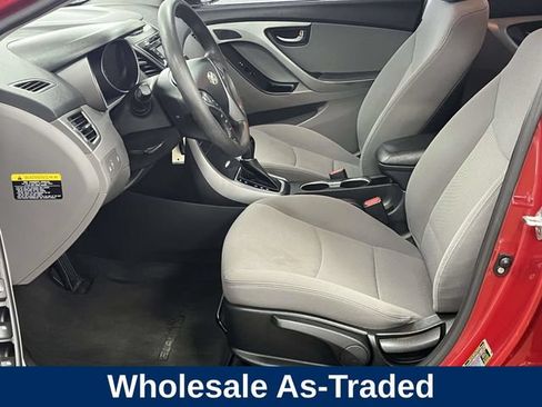 Used 2015 Hyundai Elantra SE w/ Option Group 02 FWD image 13