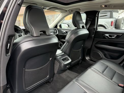 Used 2020 Volvo S60 T5 Momentum w/ Protection Package Premier image 14