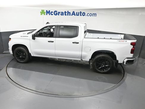New 2026 Chevrolet Silverado 1500 Custom w/ LPO, Dark Essentials Package AWD/4WD image 22