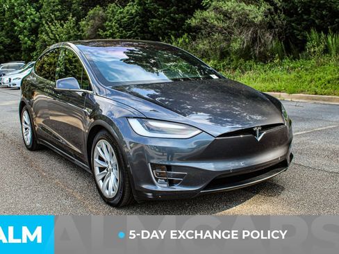 Used 2016 Tesla Model X 90D AWD/4WD image 3