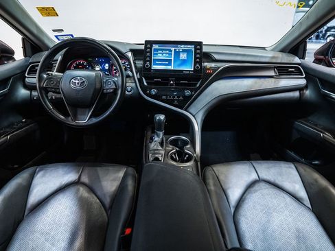 Used 2024 Toyota Camry XSE image 11