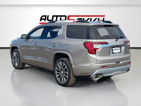 Used 2022 GMC Acadia Denali w/ Denali Ultimate Package AWD/4WD image 5