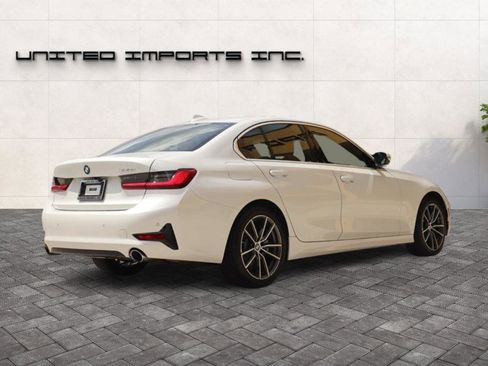 Used 2021 BMW 330i Sedan w/ Premium Package RWD image 7