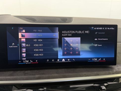 Used 2024 BMW X5 sDrive40i w/ M Sport Package RWD image 25
