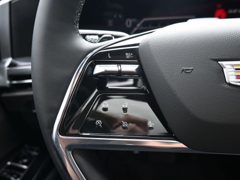 Used 2026 Cadillac Escalade Sport w/ LPO, ONYX Package image 34