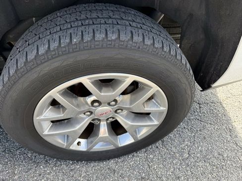 Used 2016 GMC Yukon SLT w/ Open Road Package image 22