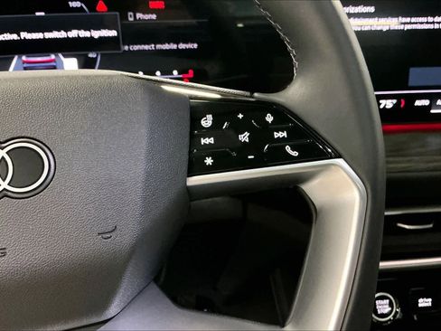 Certified 2025 Audi Q5 Prestige image 21