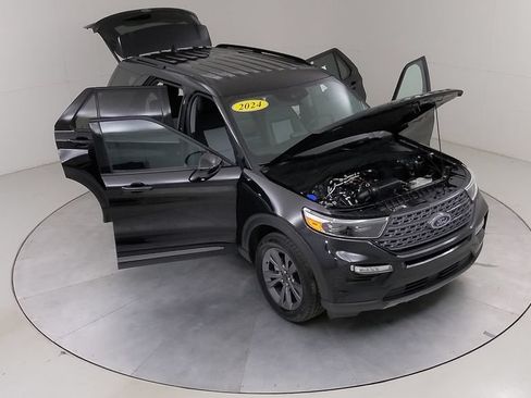 Certified 2024 Ford Explorer XLT w/ Equipment Group 202A AWD/4WD image 47