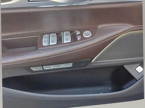 Used 2016 BMW 740i RWD image 9