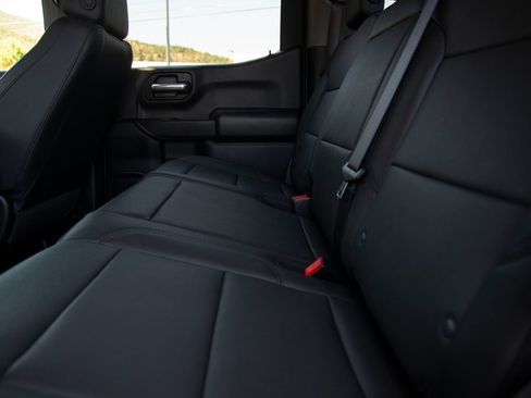 Used 2026 Chevrolet Silverado 1500 W/T w/ WT Value Package AWD/4WD image 15