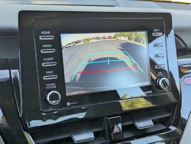 Used 2022 Toyota Camry SE FWD image 19