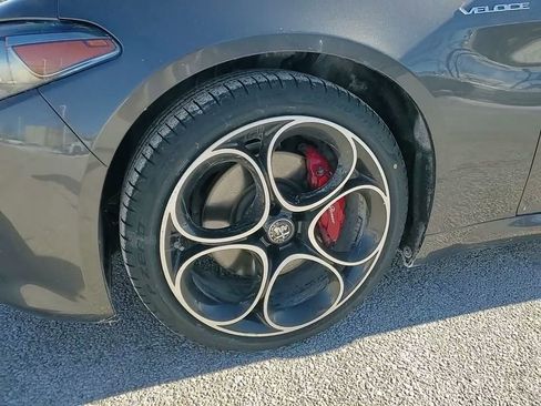 Used 2023 Alfa Romeo Giulia Veloce image 15
