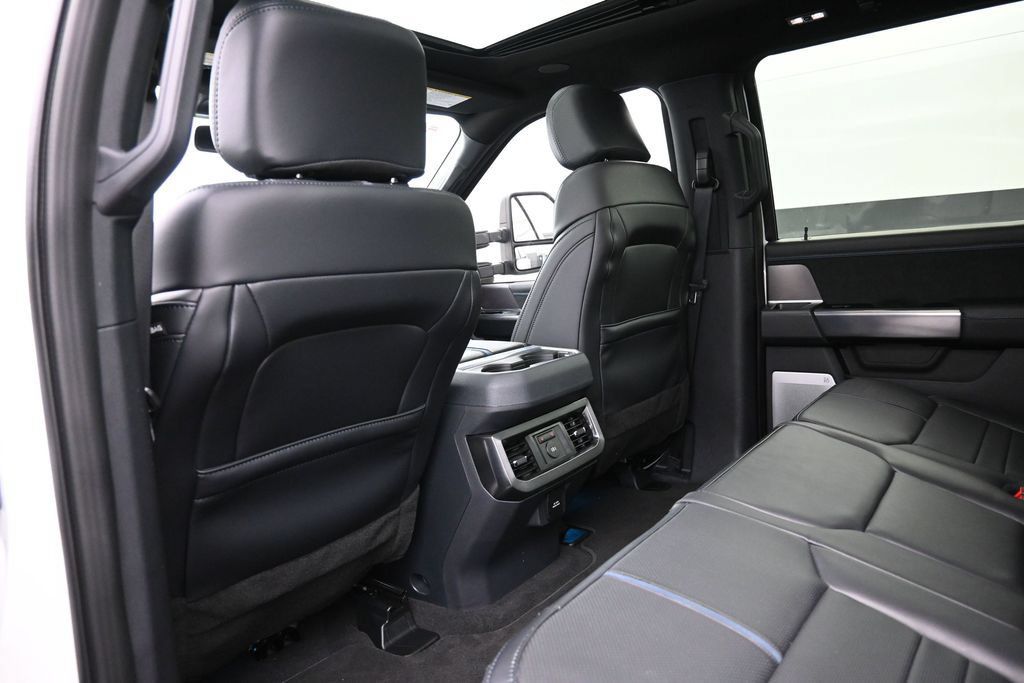 Used 2026 Ford F250 Platinum AWD/4WD image 23