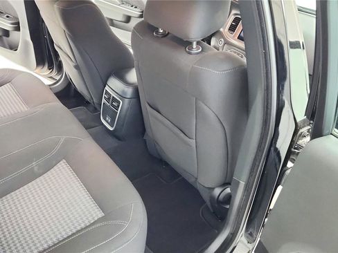 Used 2023 Dodge Charger SXT image 30