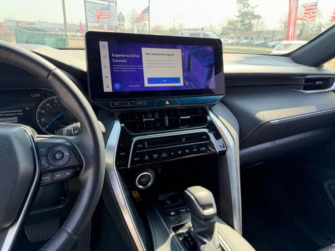 Used 2024 Toyota Venza Nightshade AWD/4WD image 32
