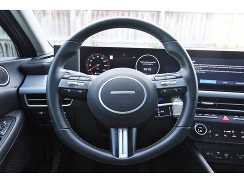 Certified 2024 Hyundai Sonata SEL w/ Convenience Package FWD image 16