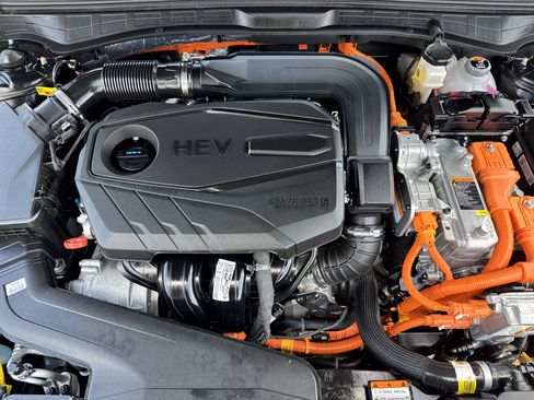 Used 2023 Hyundai Sonata Limited w/ Cargo Package FWD image 31
