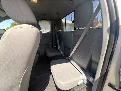 Used 2013 Toyota Tacoma PreRunner image 9