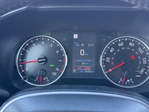 Used 2021 Toyota RAV4 XLE w/ Convenience Package image 25