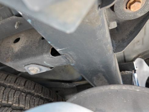 Used 2004 GMC Envoy SLT image 95