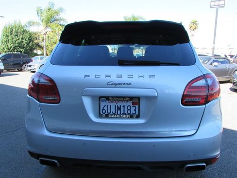 Used 2012 Porsche Cayenne AWD/4WD image 6