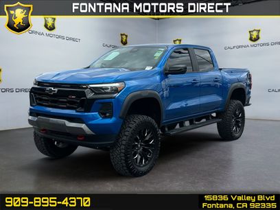 Used 2024 Chevrolet Colorado Z71 w/ Z71 Convenience Package 2