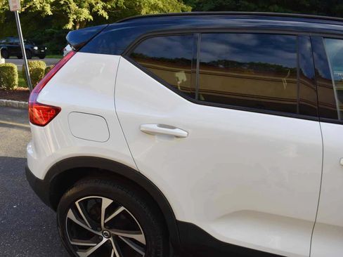 Used 2019 Volvo XC40 T5 R-Design AWD/4WD image 71